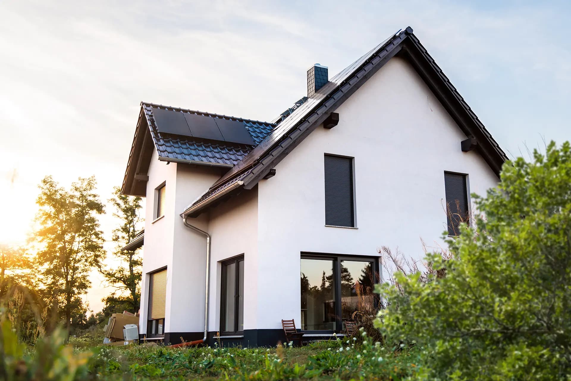 Neues nachhaltiges Einfamilienhaus mit Garten